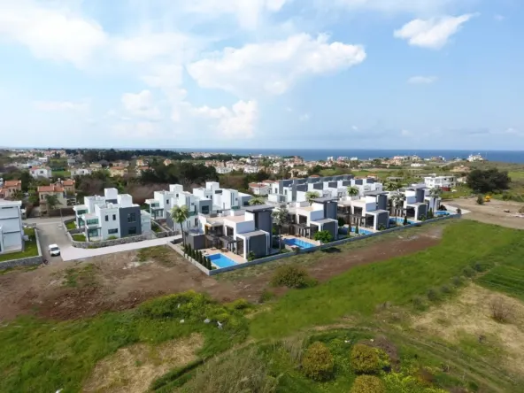 Villa zu verkaufen in Karsiyaka – Bild 2