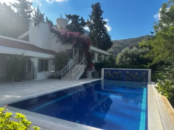 Haus / Villa in Yesiltepe, Nordzypern